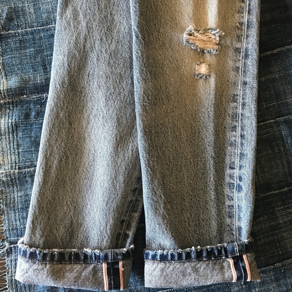 Limited Edition Levis - Picture 4 of 6